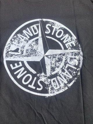 Camiseta Stone Island Negra