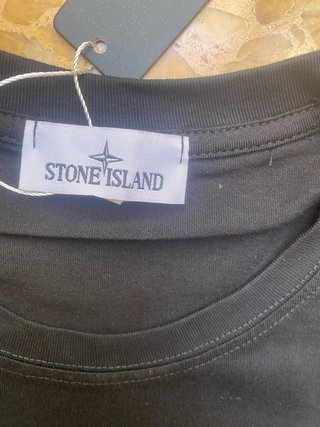 Camiseta Stone Island Negra