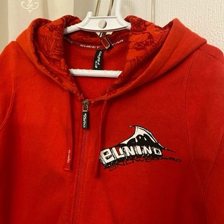 Sudadera vintage roja con cremallera