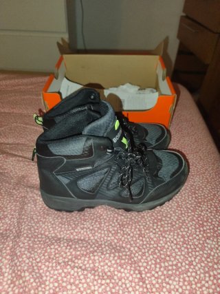 Botas de trekking Boriken mujer negras