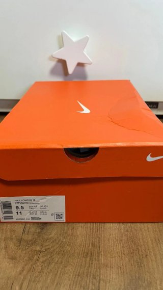 Nike Vomero 18 Talla 43