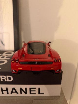 Ferrari Enzo 1/18 Rojo