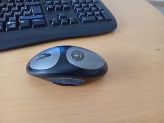 Teclado ordenador más ratón inalámbrico Logitech C