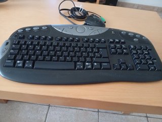 Teclado ordenador más ratón inalámbrico Logitech C