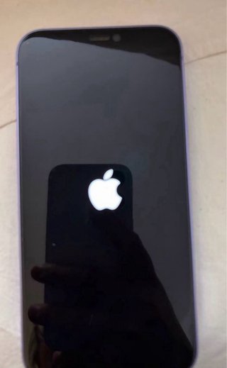 iPhone 12 Lila Casi Nuevo