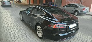 Tesla Model S 2016
