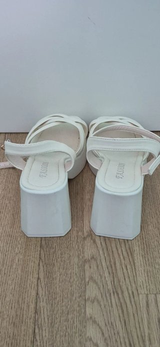 Sandalias plataforma tacón ancho