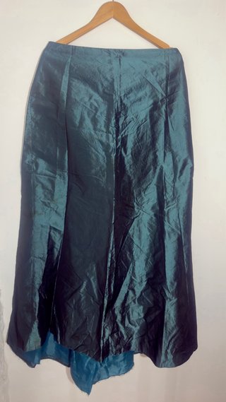 Vestido Corsé + Falda Alta + Chal
