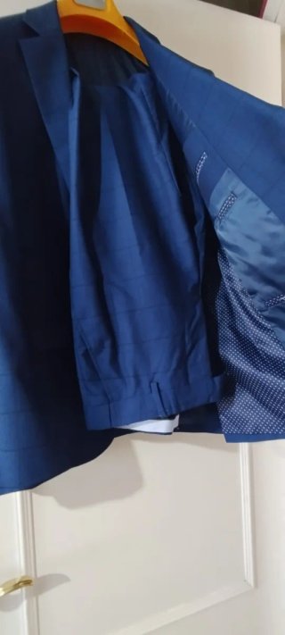 Traje de chaqueta a cuadros azul solo 1 puesta