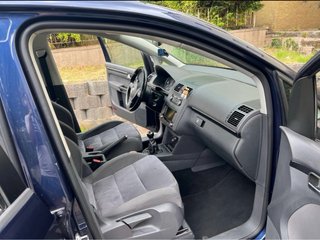 Volkswagen Touran 2011