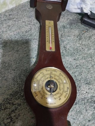 Reloj Comsest de pared