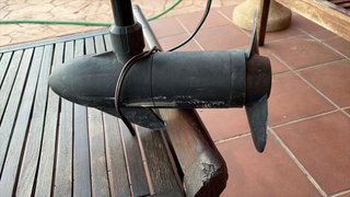 Motor fueraborda eléctrico