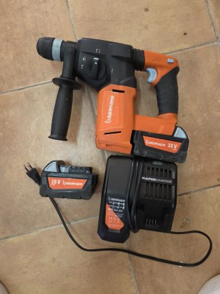 Martillo Rotativo Berner 18V con Cargador