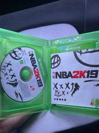 Lote 4 Giochi Xbox One: FIFA, NBA, Call of Duty