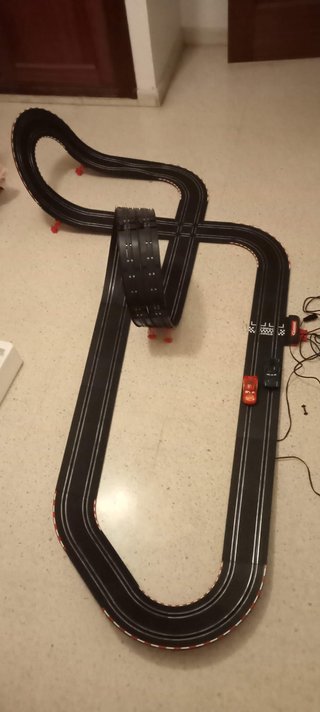 ¡OFERTA! Scalextric con mandos