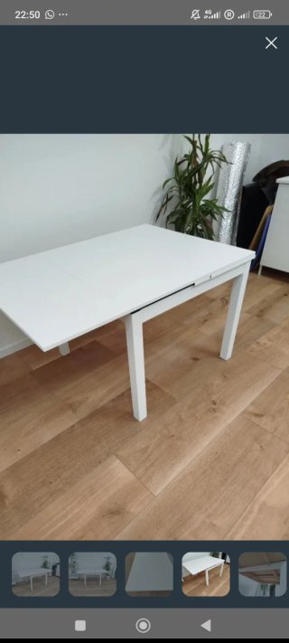 Mesa de comedor blanca extensible. Ikea.