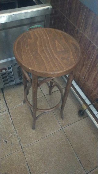 Taburetes de madera