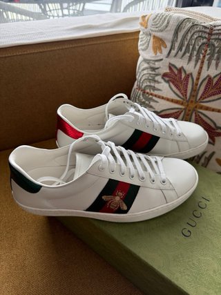 Zapatillas Gucci Blancas con Abeja