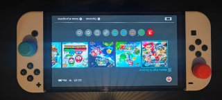 Nintendo Switch OLED bianca