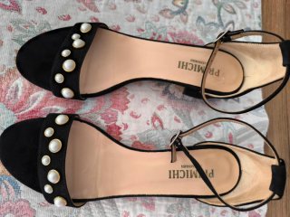 Sandalias negras PRIMICHI con perlas