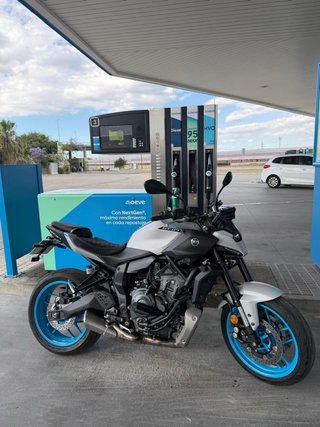 Yamaha MT-07 2026 Naked Azul/Gris