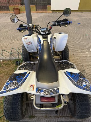 Quad Off-Road Azul y Blanco