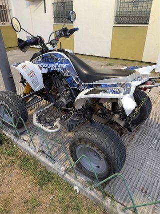 Quad Off-Road Azul y Blanco