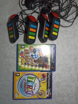 Buzz Controller PS2 + 2 Giochi