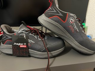Zapatos de trabajo Jhayber negros y grises