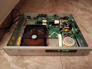 SACD DVD CD - Arcam Diva DV135 Universal Player