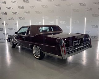 Cadillac Fleetwood Brougham B47 Coupe del 1983