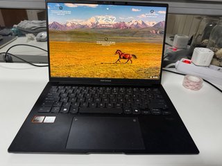 ASUS Zenbook 14 OLED UM3406KA-QD076W