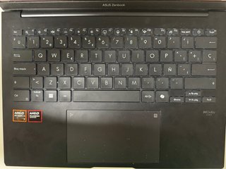 ASUS Zenbook 14 OLED UM3406KA-QD076W