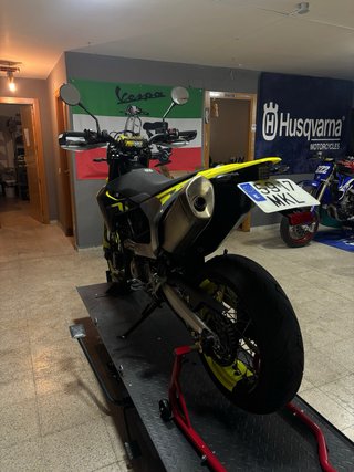 Husqvarna 701 SM 2024 Supermotard