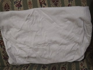 Chichonera infantil con estampado de casas