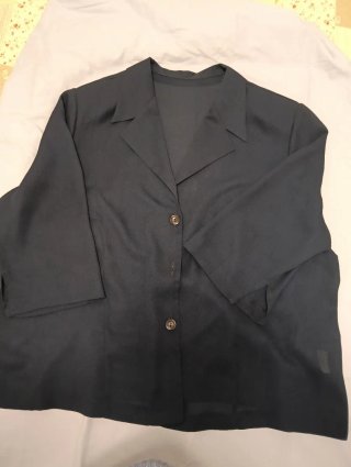 Blusa negra elegante
