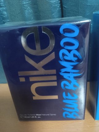 2 Perfumes Nike Blue Rambo Bamboo y Ultra Blue.