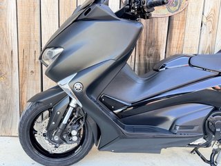Yamaha T-Max 530 Scooter Negra