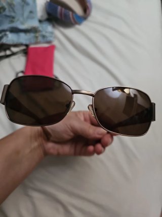 Gafas de sol Alain Afflelou marrones y doradas