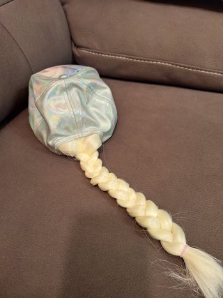 Gorra Elsa Frozen con Trenza