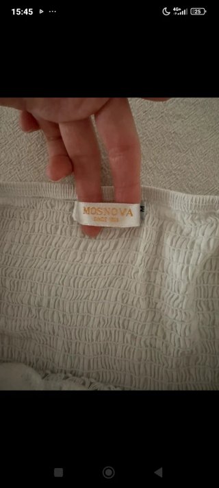 Vestido Mosnova blanco encaje