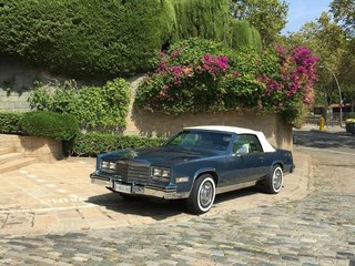 Cadillac Eldorado Biarritz techo lona cabrio del 1985