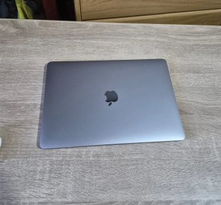 Apple MacBook Pro A2251