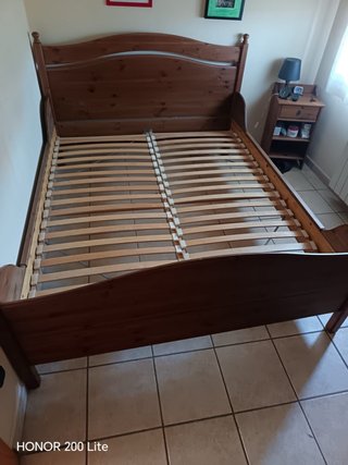 Cama de madera