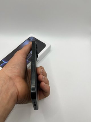 iPhone 16 Pro 256GB Negro