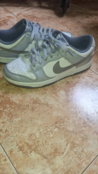Lote Ropa y zapatillas