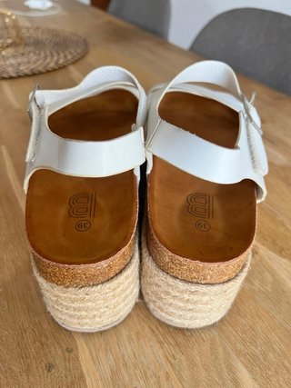 Sandalias blancas con plataforma - BOSANOVA