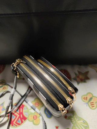 Bolso pequeño para móvil y más.