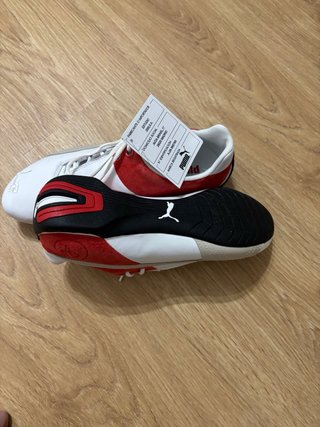 Zapatillas Puma Blancas y Rojas Sin Estrenar