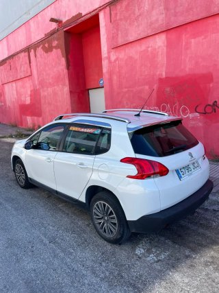 Peugeot 208 2015